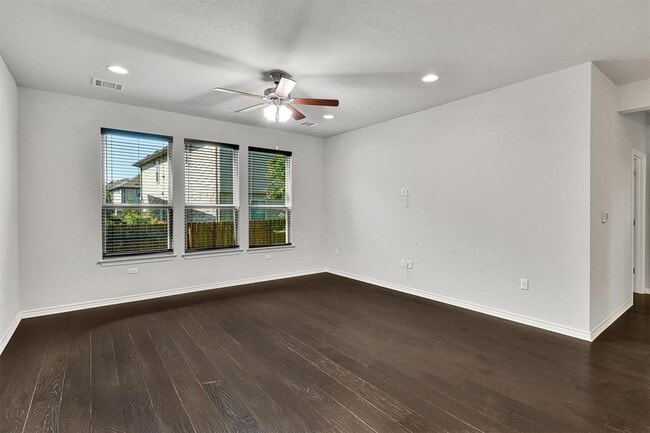 Building Photo - 9111 Gage Dr