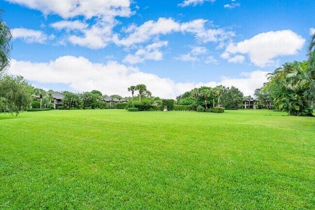 Building Photo - 13334 Polo Club Rd