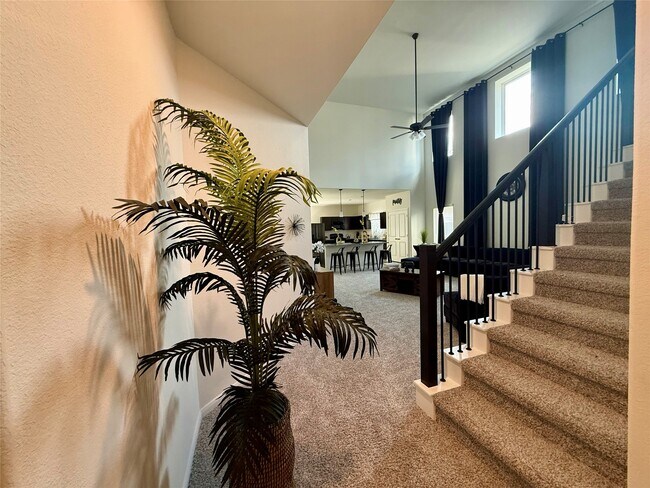 Building Photo - 527 Baobab Wy