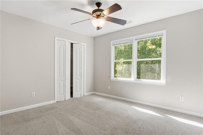 Building Photo - 315 Mirramont Ct