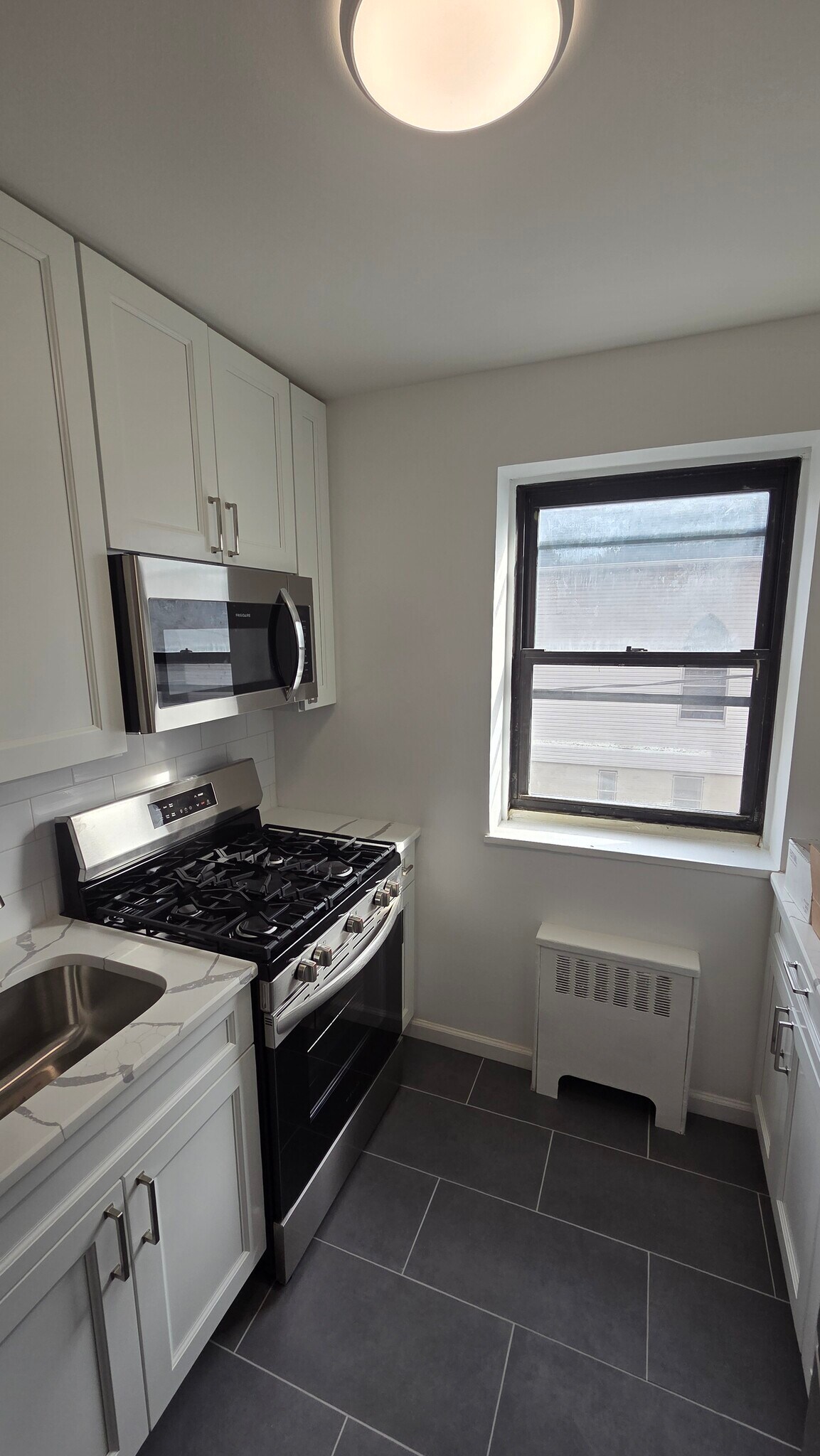 Kitchen - 165 Vroom St