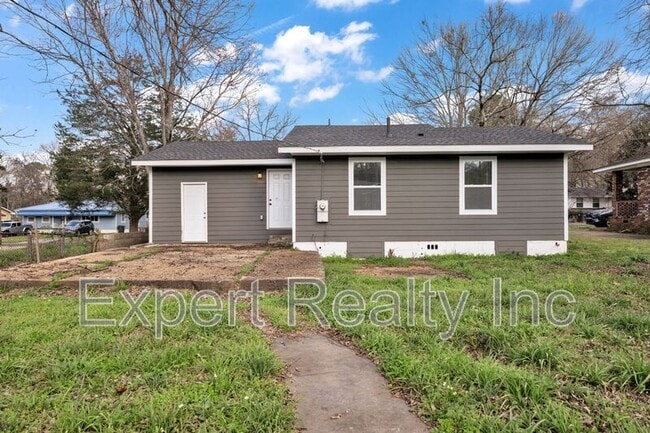 Building Photo - 532 Athens Ct