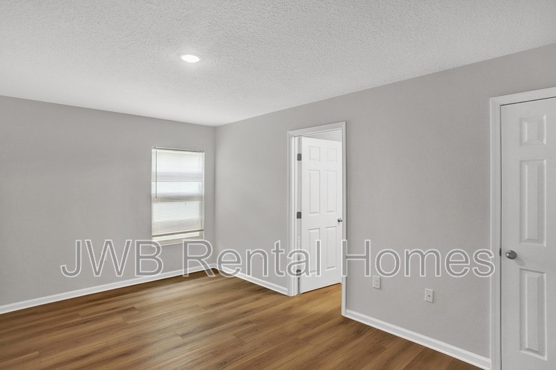 Building Photo - 5448 Chenango Blvd