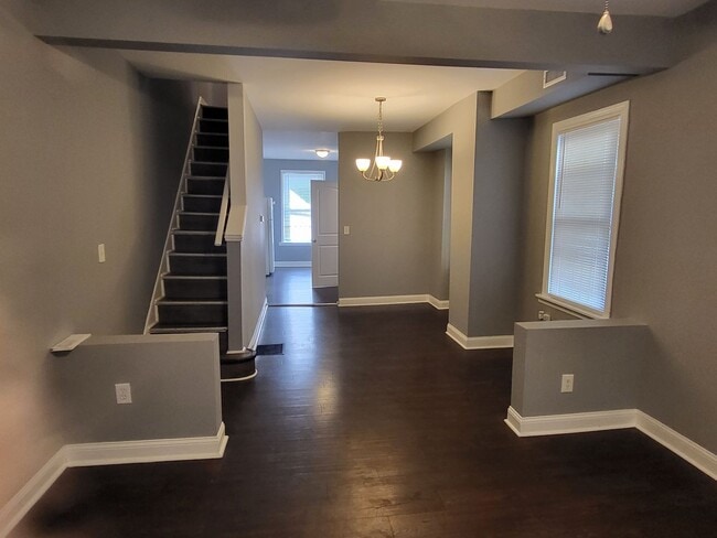 Building Photo - 1607 Cliftview Ave