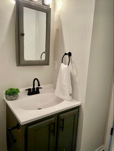 Building Photo - 2540 Chukar Rd