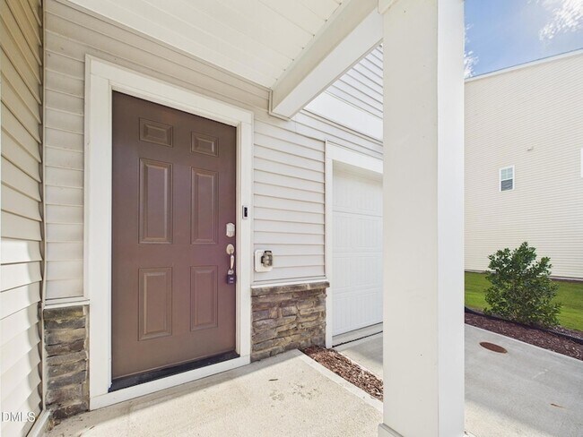 Building Photo - 2709 Chert Ln