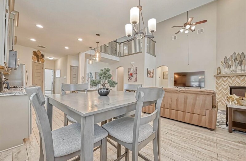 Building Photo - 127 Teralyn Forest Dr