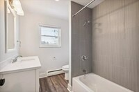 Building Photo - 1024 S Brown St