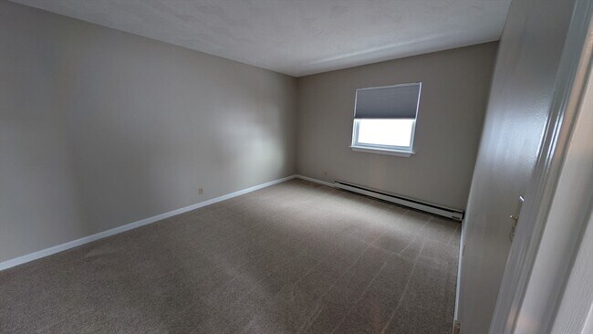 Building Photo - 34 Central St