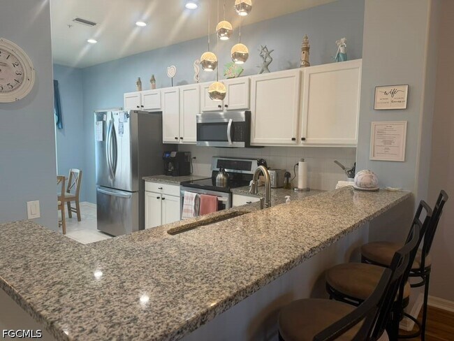 Building Photo - 17100 Bridgestone Ct