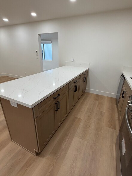 Building Photo - 361 Wisconsin Ave