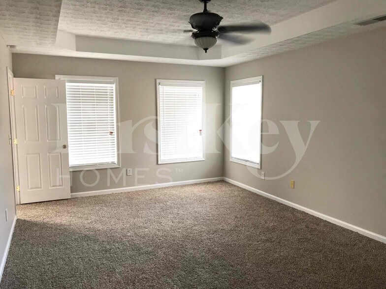 Building Photo - 7945 Weathers Ct