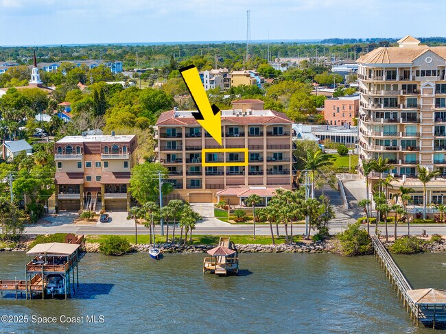 Building Photo - 29 Riverside Dr