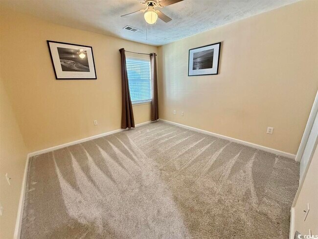 Building Photo - 635 Waterway Village Blvd