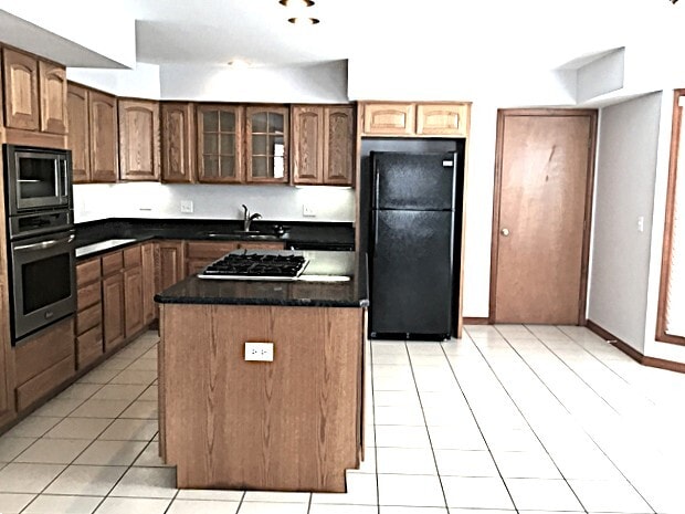 Building Photo - 544 W Barberry Cir