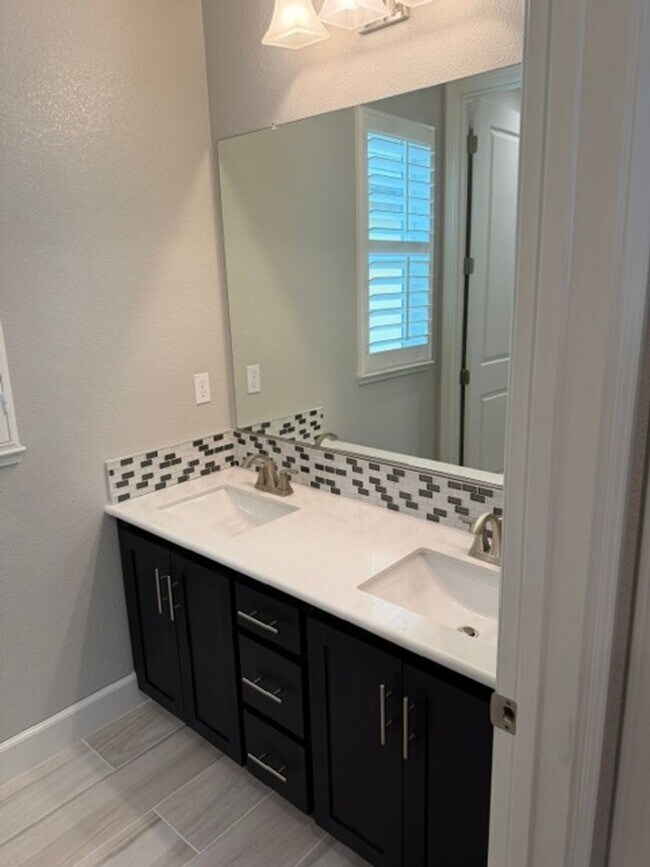 Building Photo - Beautiful 4-Bedroom Home for Lease in San Ramon’s Desirable 94582
