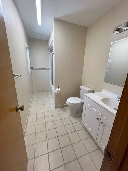 Building Photo - 70 Crockett Rd