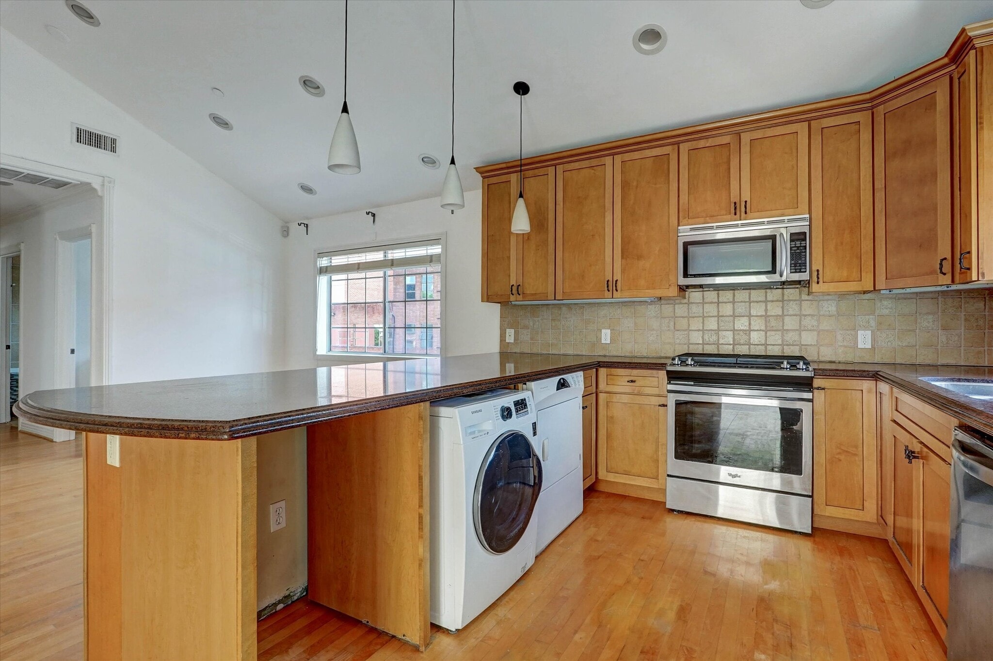 Building Photo - 456 Smithwood Dr