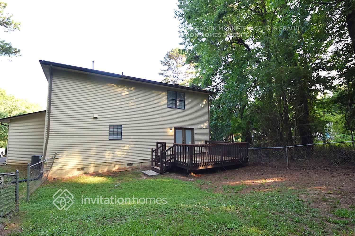Building Photo - 113 Carrollwood Dr