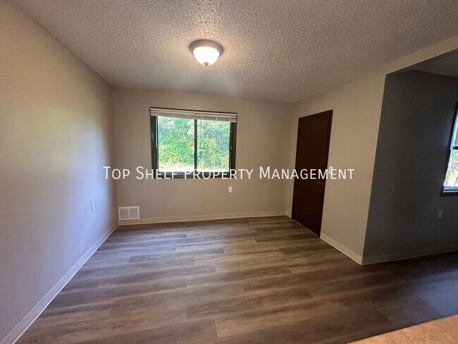 Building Photo - 1330 Williams St