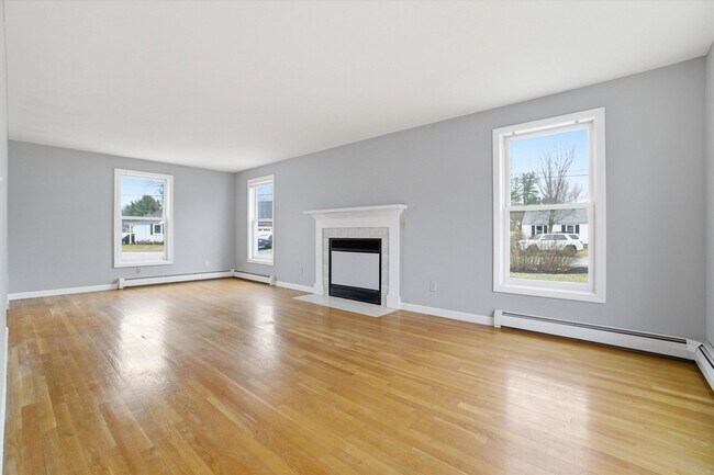 Building Photo - 14 Plummer Rd