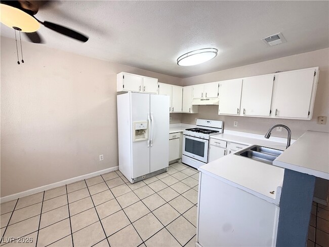 Building Photo - 4648 Krissylouise Way