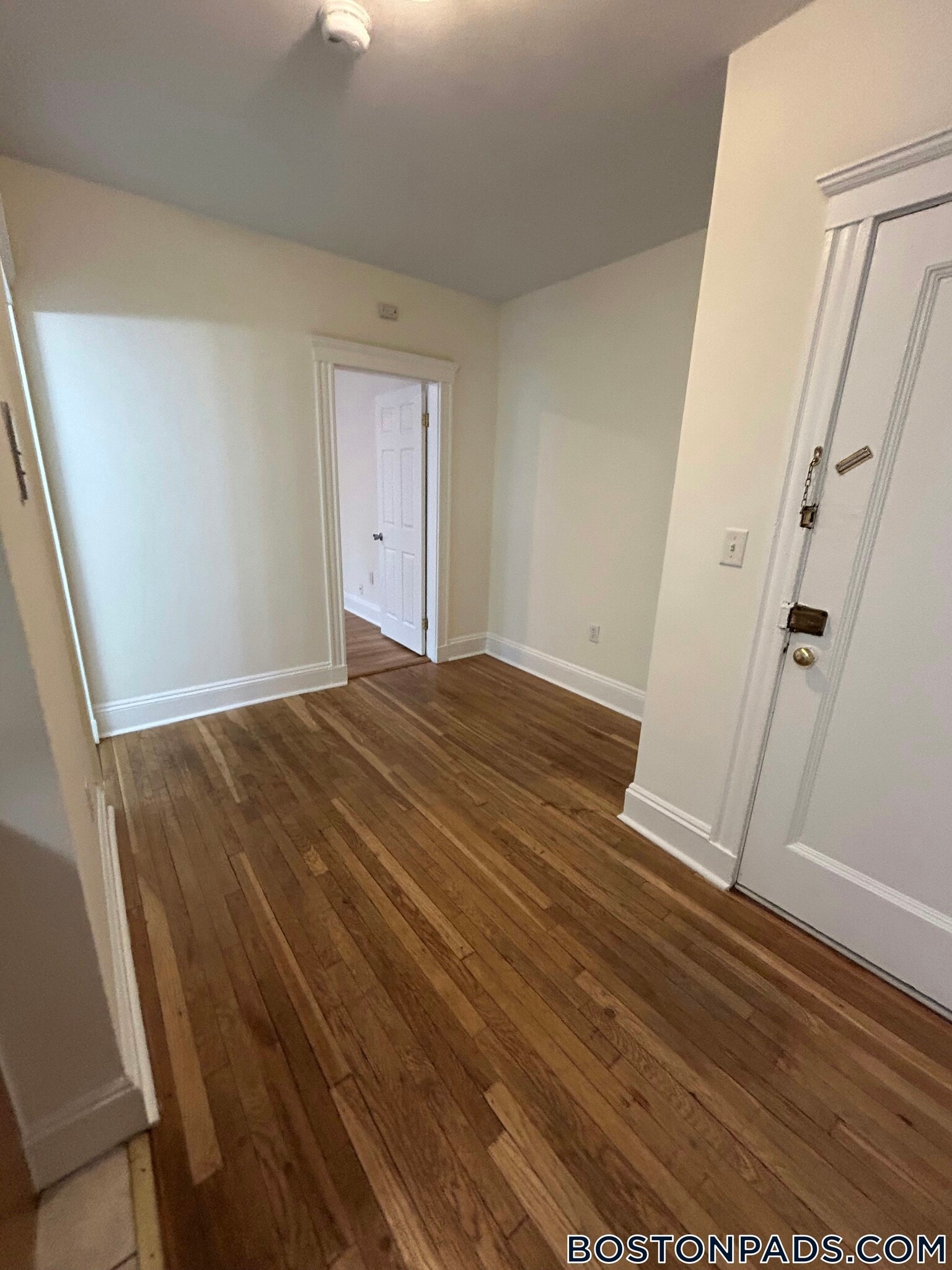 Building Photo - 19 Wendell St