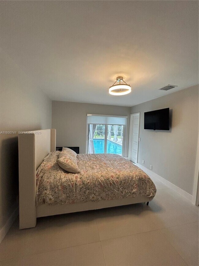 Building Photo - 7180 SW 11th St