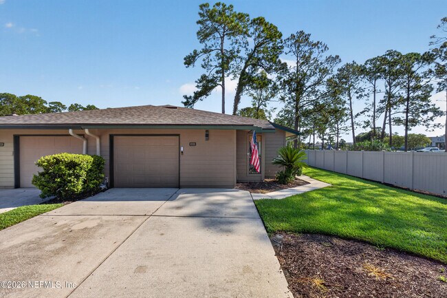 Building Photo - 9351 Arbolita Way
