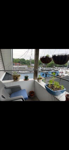 Back Porch 2 - 29 Bungalow Ave
