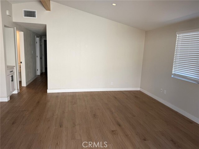 Building Photo - 940 N Garden St