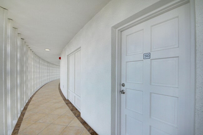 Building Photo - 2780 S Ocean Blvd
