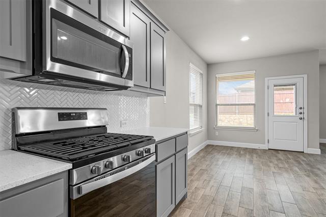 Building Photo - 825 Blackhorse Trl