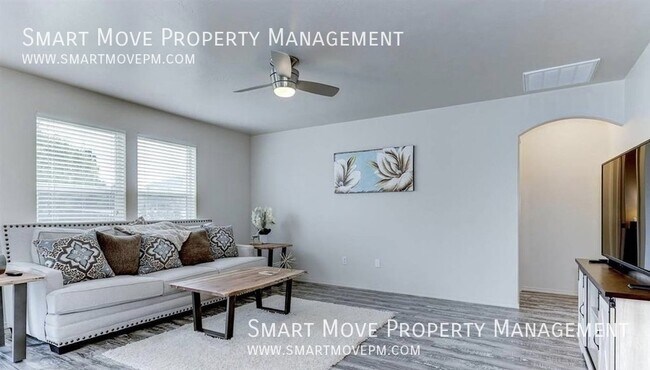 Building Photo - 5444 S Pepperridge Way