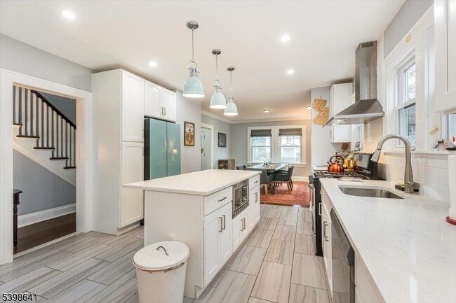 Building Photo - 169 Heywood Ave