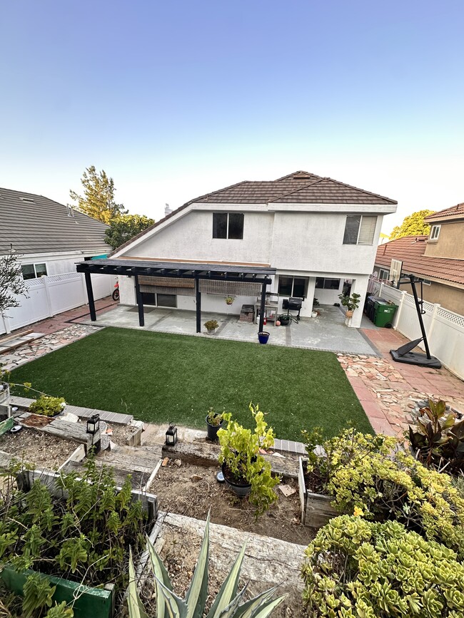 Building Photo - 23257 Joaquin Ridge Dr