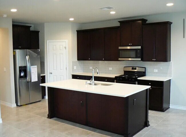 Building Photo - 11708 Prado Ranch Blvd