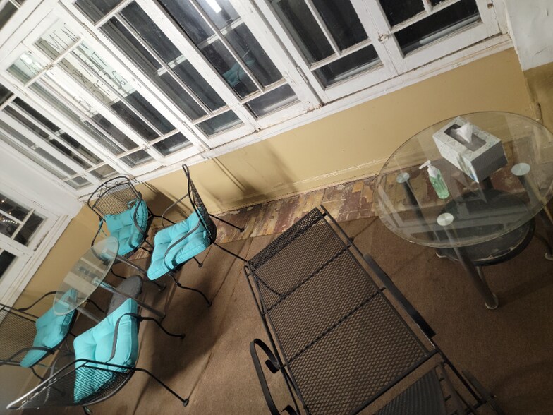 Building Photo - 7330 S Yates Blvd