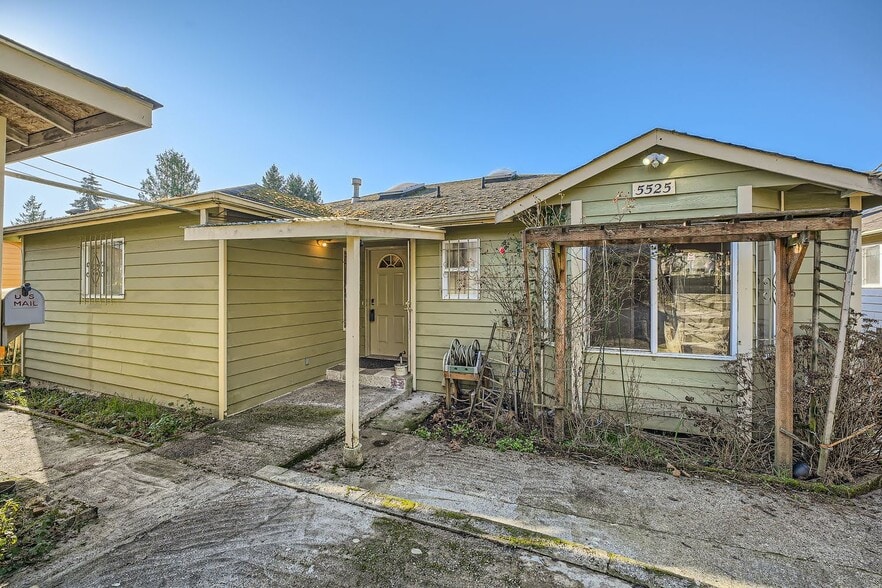 Building Photo - 5525 Renton Ave S