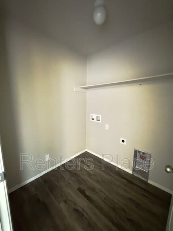 Building Photo - 7424 E 160th Pl S