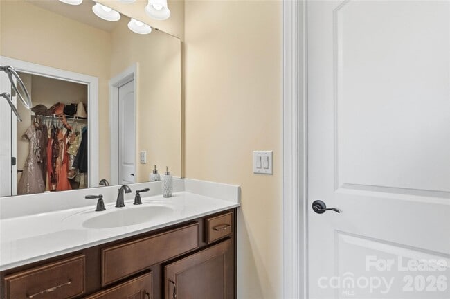 Building Photo - 11422 Glanmire Dr