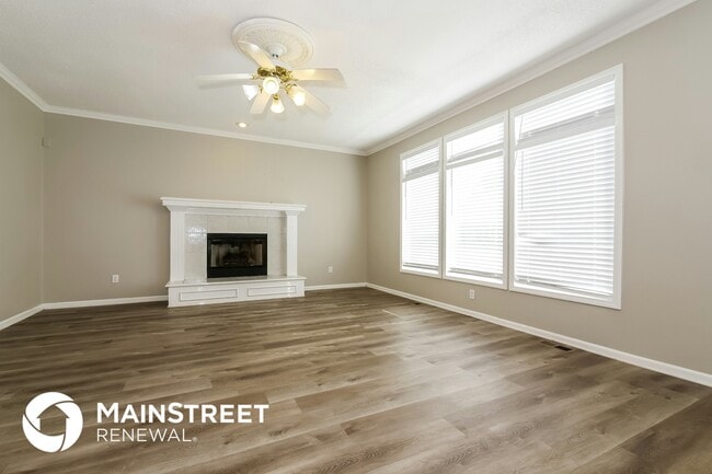 Building Photo - 4811 Lone Elm