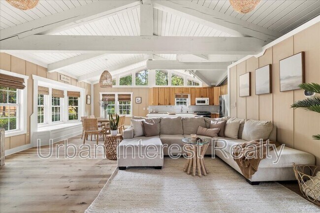 Building Photo - 108 Osprey Ln