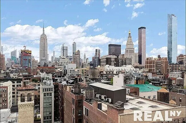 Building Photo - 30 West 18th Street