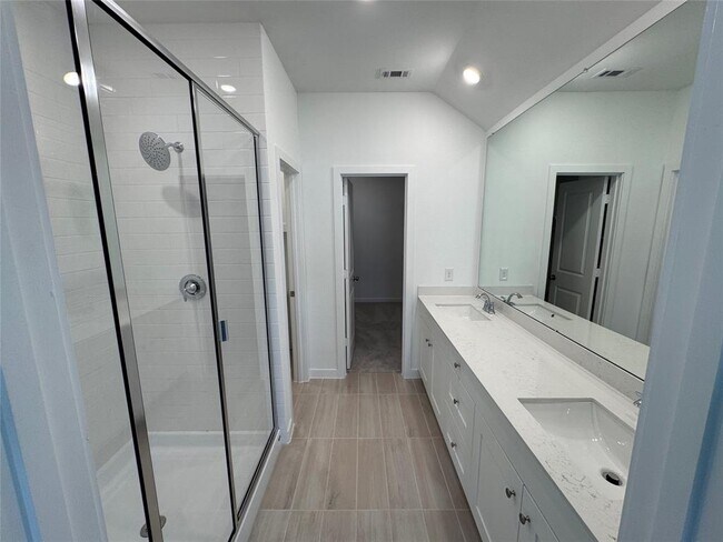 Building Photo - 6302 Symphony Wave Dr