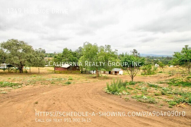 Building Photo - 1349 Hillside Dr