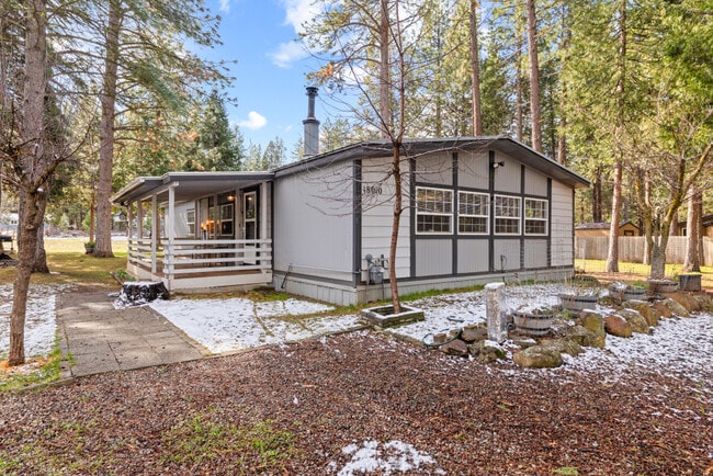 Building Photo - 18010 Ponderosa Ln