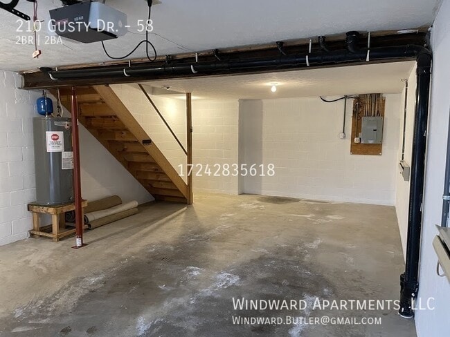 Building Photo - 210 Gusty Dr