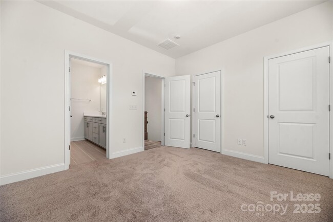 Building Photo - 116 Judson Ave