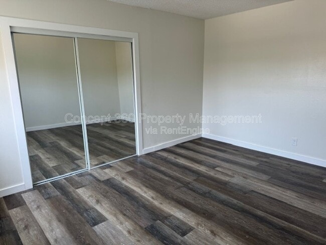 Building Photo - 10420 Imperial Hwy.